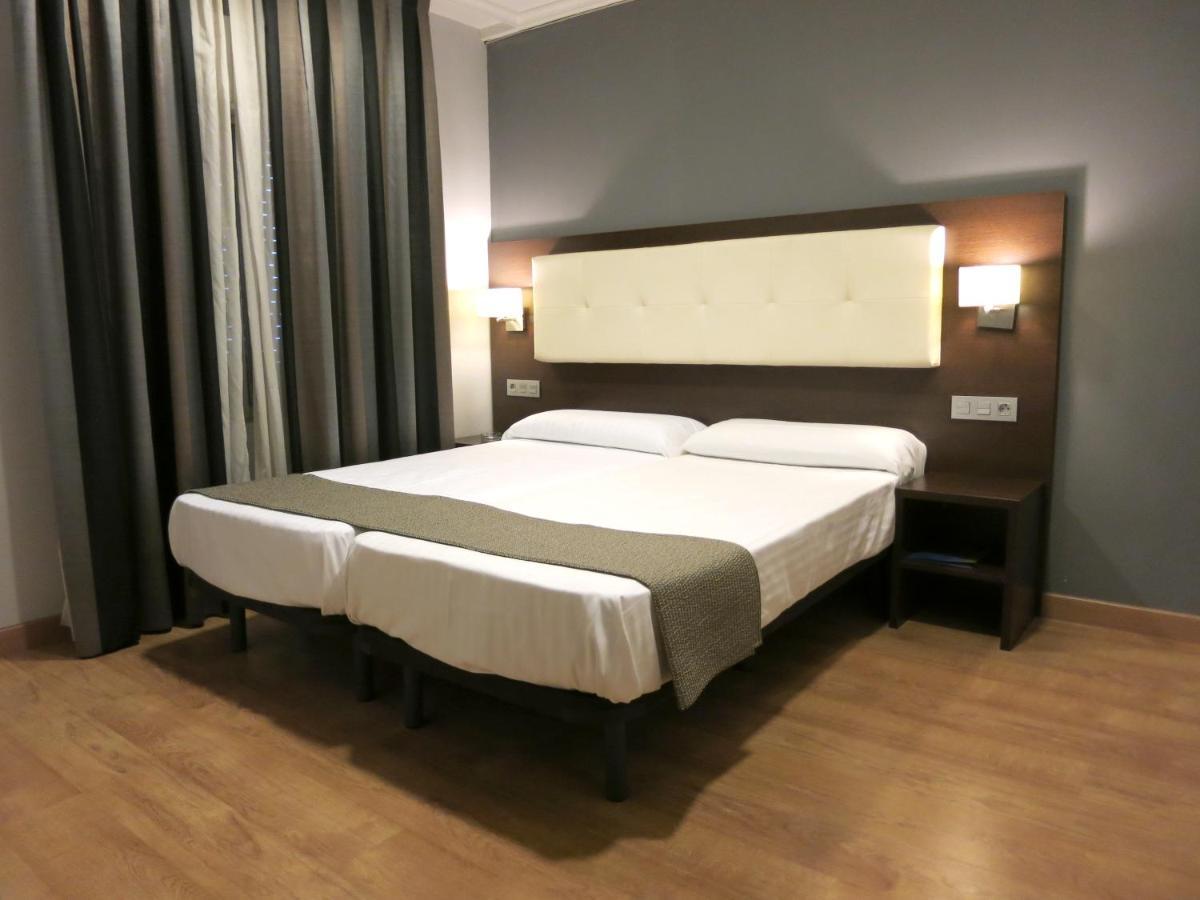 וייאדוליד Apartamentos Boutique Catedral מראה חיצוני תמונה