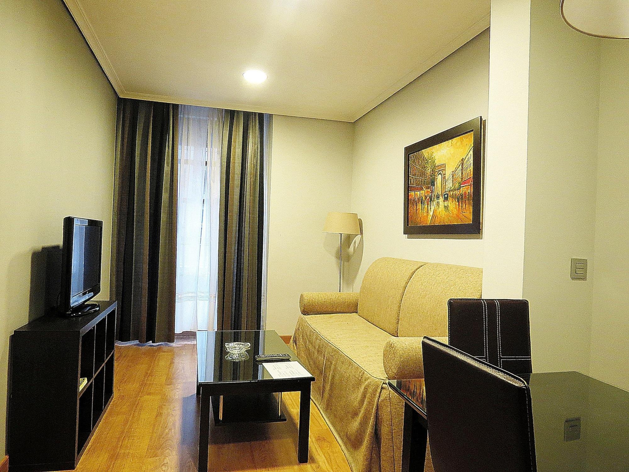 וייאדוליד Apartamentos Boutique Catedral מראה חיצוני תמונה