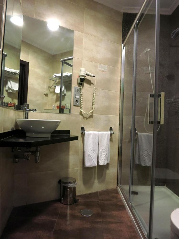 וייאדוליד Apartamentos Boutique Catedral מראה חיצוני תמונה
